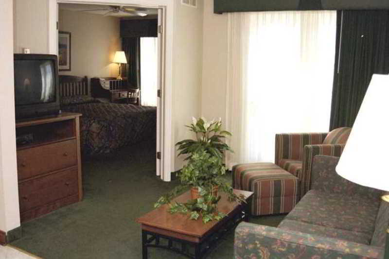 Homewood Suites By Hilton Kansas City Airport Værelse billede